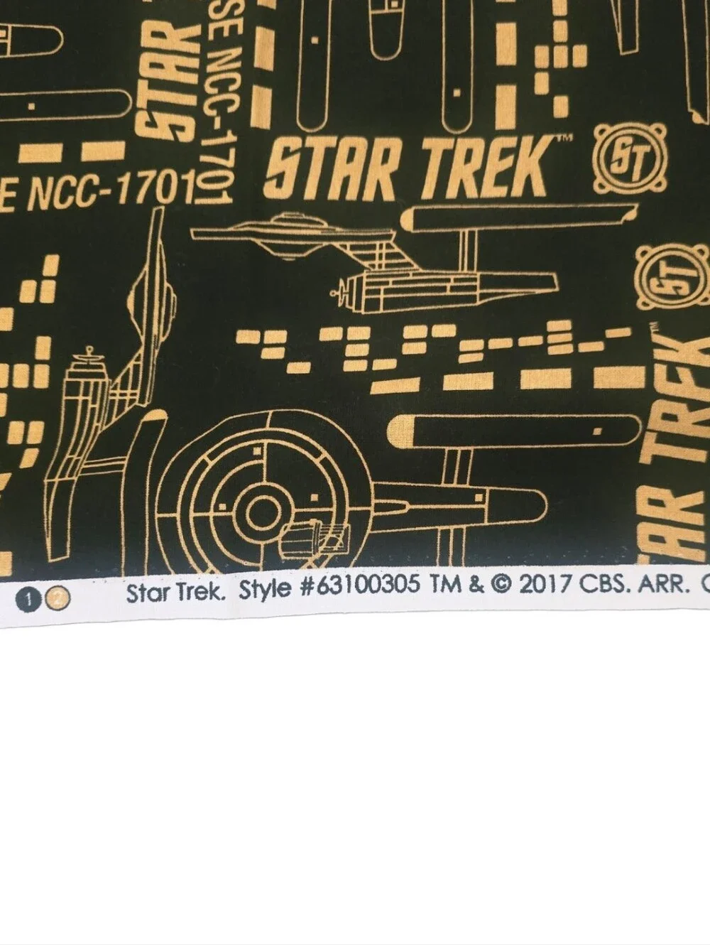 Star Trek Enterprise NCC-1701 Camelot Cotton Fabric 2017 1 Yard 44